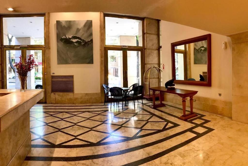 Apartamento Impecable Departamento En La Mejor Ubicacion De Ciudad Mendoza, Con Piscina *