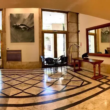 Apartamento Impecable Departamento En La Mejor Ubicacion De Ciudad Mendoza, Con Piscina Exterior foto